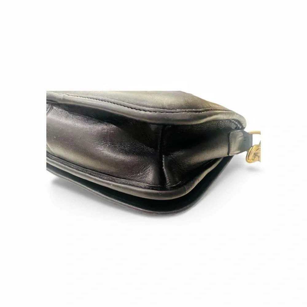 Vintage Coach Black Glove Tanned Leather Convertible Clutch Crossbody Turnlock F